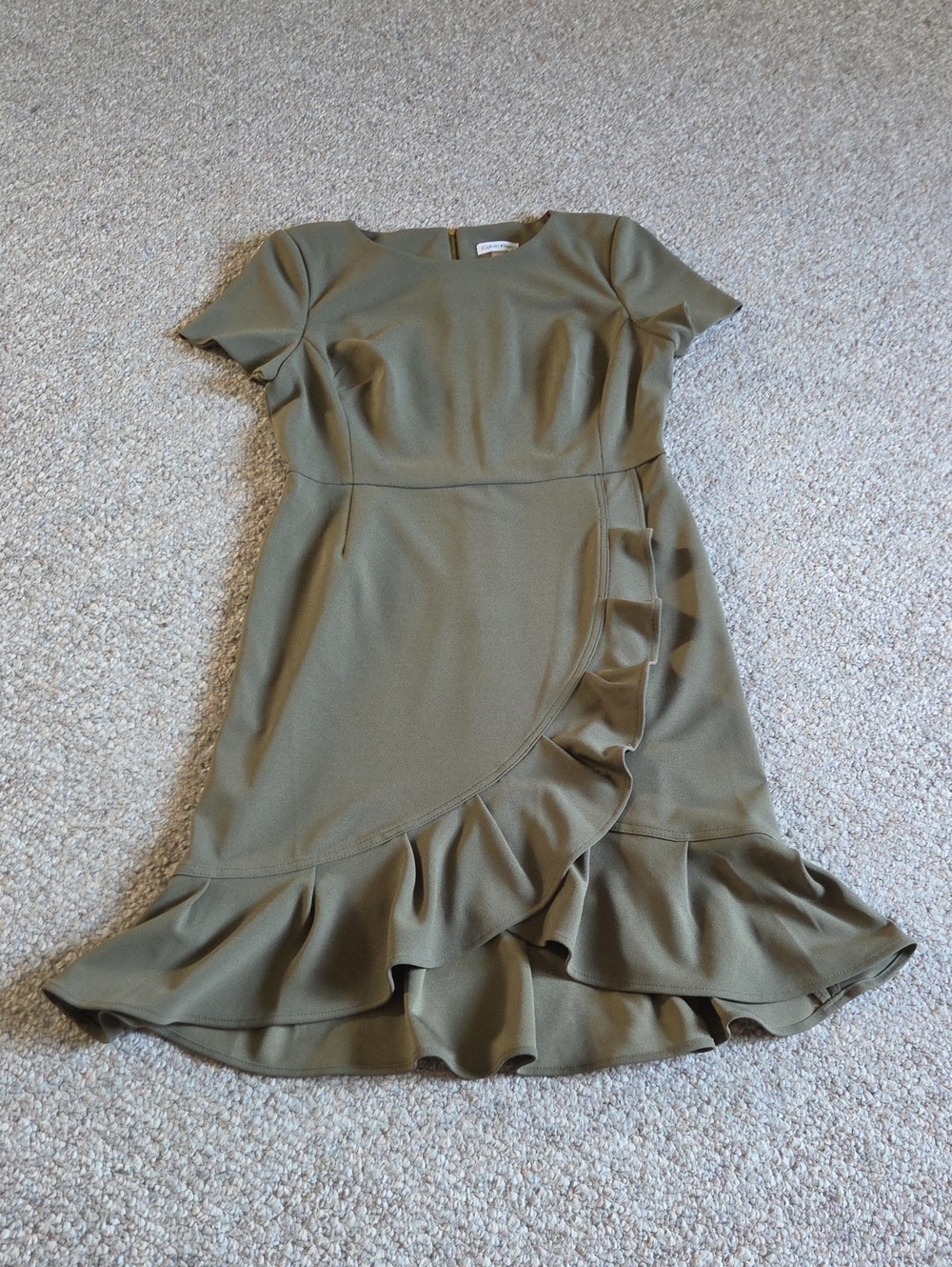 Calvin Klein Olive Ruffle Wrap-Style Short Sleeve Midi Dress.